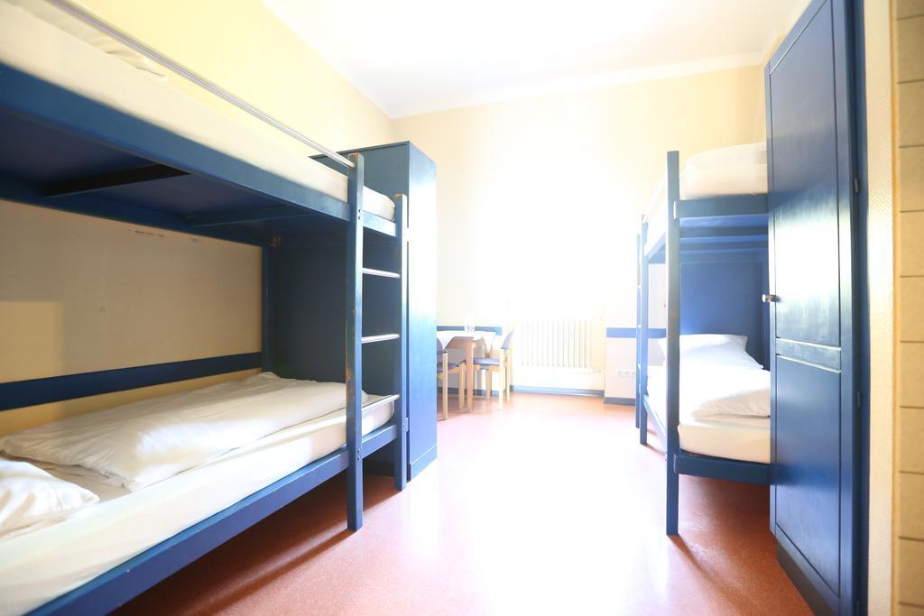 Kolping Hostel Trier Im Warsberger Hof Eksteriør billede